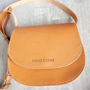 Portland Leather Goods Saddle Crossbody Bag in Tan